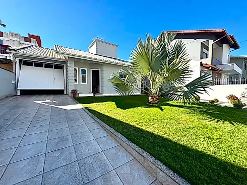Casa 3 Quartos à Venda em Pagani, Palhoça - Casa em Passa Vinte, Palhoça - Foto 1