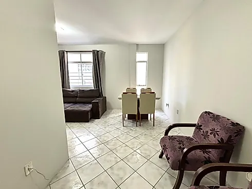 Apartamento em Praia Comprida, São José