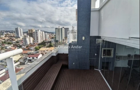 Cobertura em Barreiros, São José
