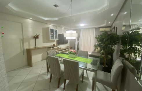 Apartamento em Ipiranga, São José