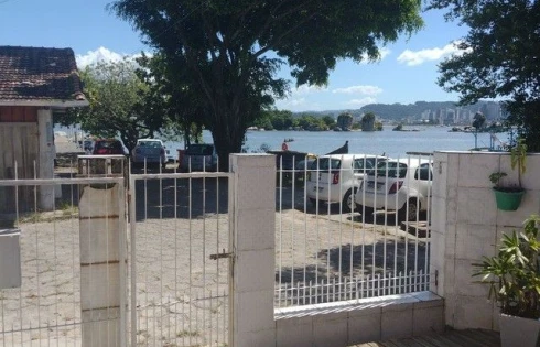 Sobrado geminado em Abraão, Florianópolis