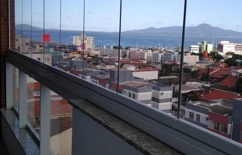 Apartamento em Praia Comprida, São José