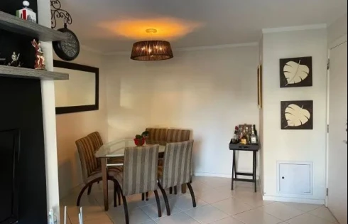 Apartamento em Agronômica, Florianópolis