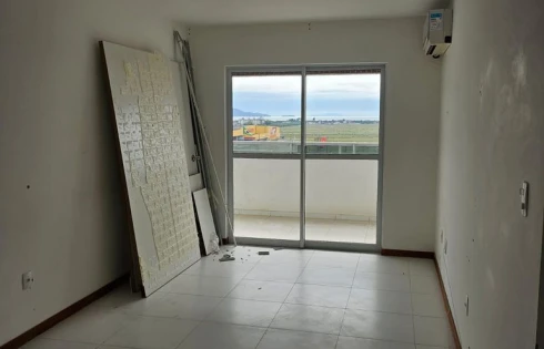 Apartamento em Rio Caveiras, Biguaçu