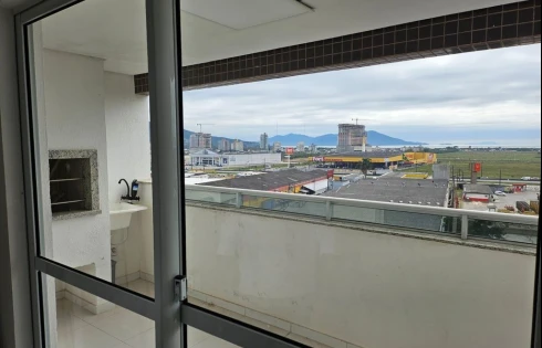 Apartamento em Rio Caveiras, Biguaçu