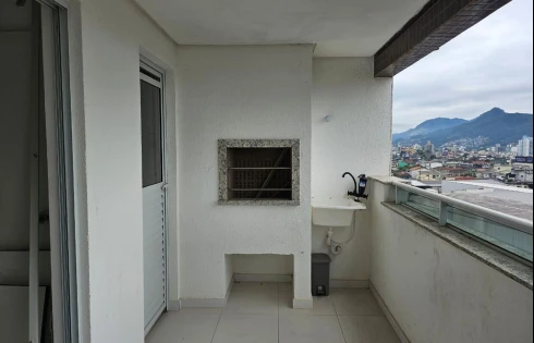 Apartamento em Rio Caveiras, Biguaçu