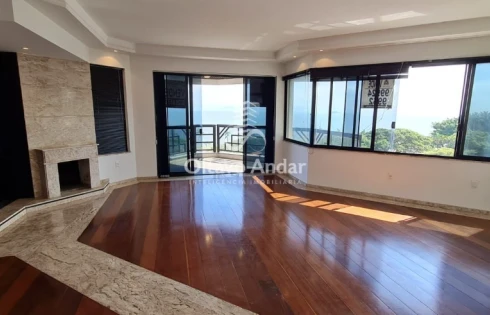 Apartamento em Agronômica, Florianópolis