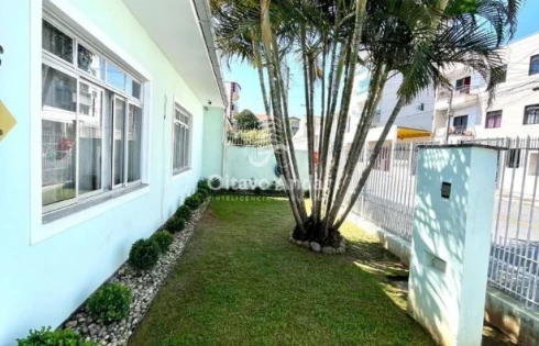 Casa em Flor de Nápolis, São José
