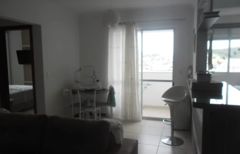 Apartamento em Fazenda Santo Antônio, São José