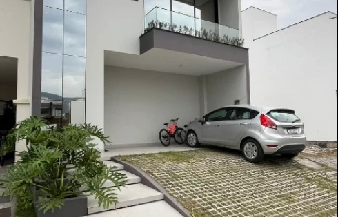 Casa em Beira Rio, Biguaçu
