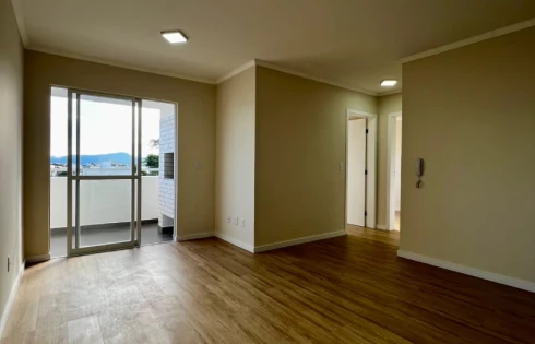 Apartamento em Balneário, Florianópolis