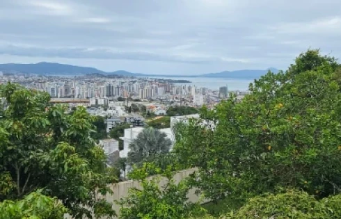 Casa em Bosque das Mansões, São José
