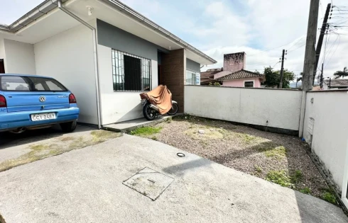 Casa em Forquilhas, São José