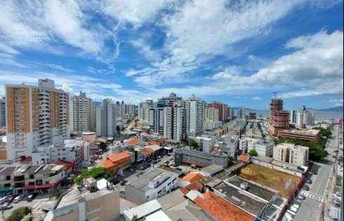 Apartamento em Kobrasol, São José