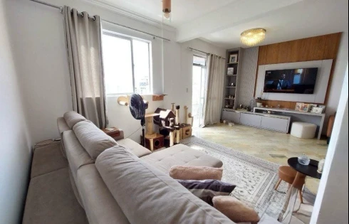 Apartamento em Kobrasol, São José