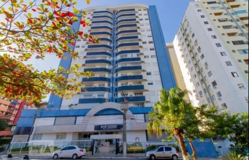 Apartamento em Kobrasol, São José