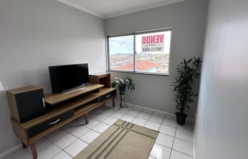 Apartamento em Serraria, São José