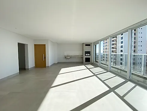 Apartamento em Jardim Goiás, Goiânia