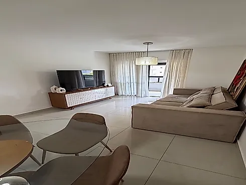 Apartamento em Jardim Goiás, Goiânia