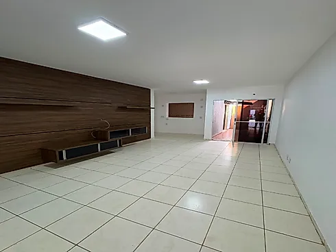 Casa em condomínio em Jardim Gardênia, Goiânia