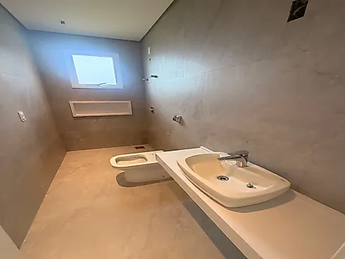 Thumbnail 18