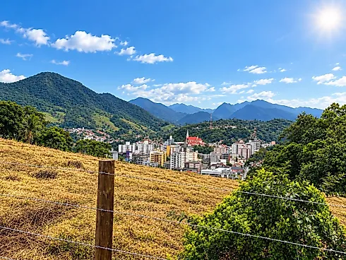 Centro, Santo Amaro da Imperatriz