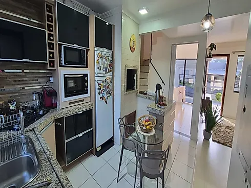 Sobrado 2 Quartos com 1 Suíte e 124m² - Amadori - Foto 12