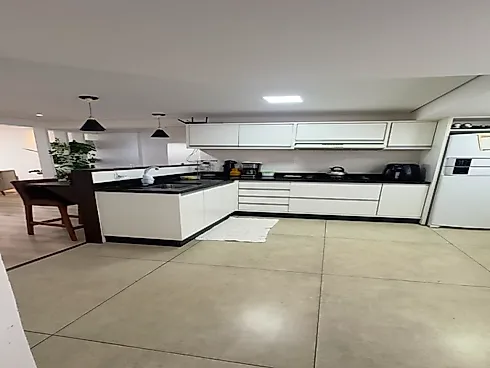 Apartamento Amplo | 117m² | Vista para a Cidade - Foto 6