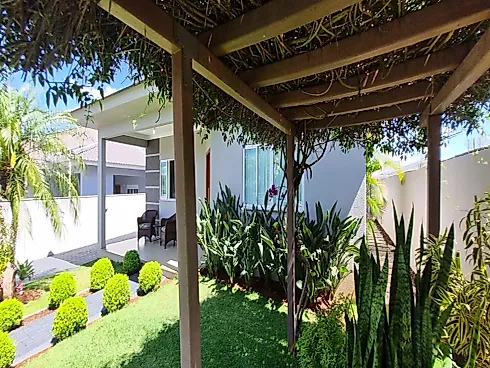 Casa Mobiliada com Piscina no Fraron | 215m² - Casa em Fraron, Pato Branco - Foto 2