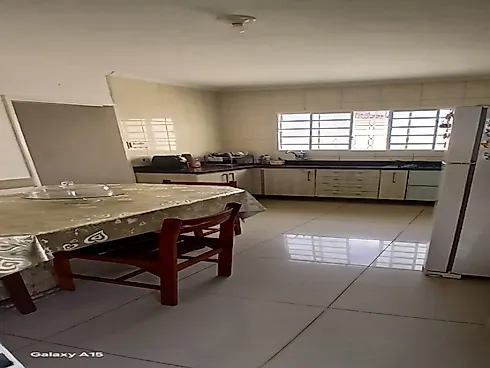 Linda Casa com Ótima Localização - Foto 18