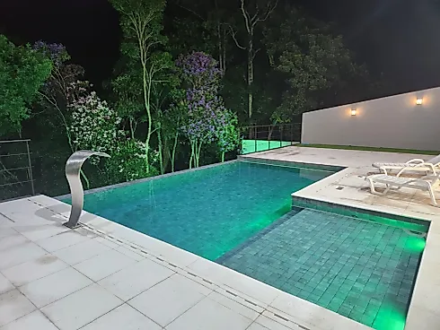 Casa de  Alto Padrão no Condomínio Recanto Santa Bárbara - Casa em condomínio em Tapanhão, Jambeiro - Foto 3