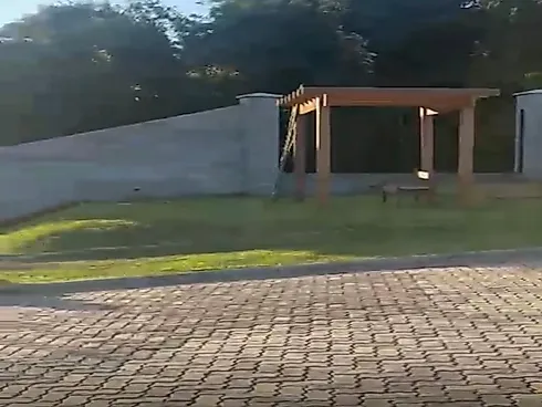 Lote de 350m² em Condomínio de Alto Padrão - Foto 16