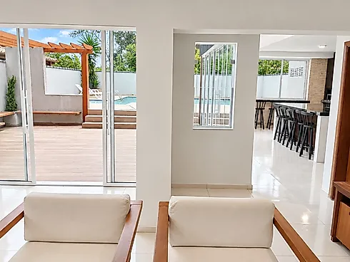 🏡 Casa à Venda na Praia da Cocanha — Caraguatatuba - Foto 9