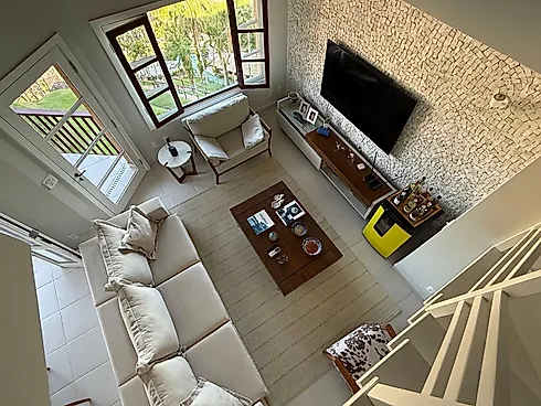 Thumbnail 12
