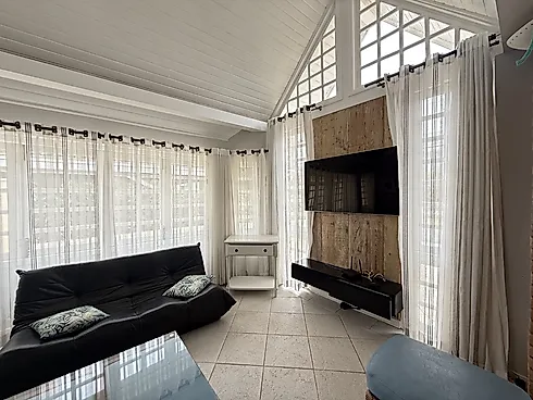 Casa em condomínio, Caraguatatuba
