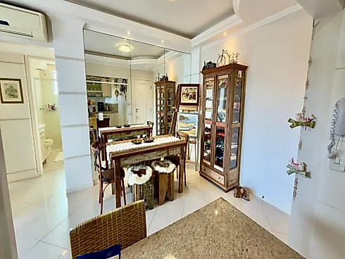 Apartamento em Coqueiros, Florianópolis
