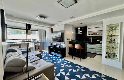Apartamento em Coqueiros, Florianópolis