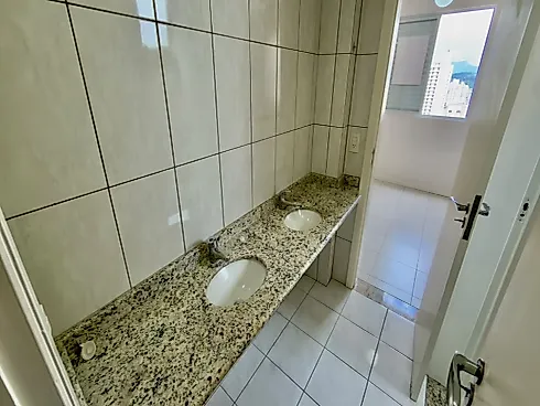 Apartamento 4 Quartos, 1 Suíte e 2 Demi Suítes e 140m² - Campinas - Foto 17