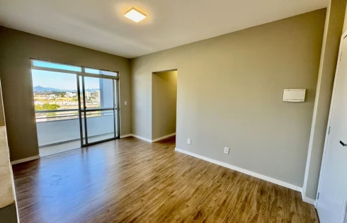 Apartamento em Barreiros, São José
