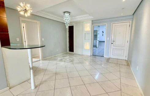 Apartamento em Kobrasol, São José