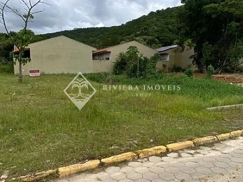 Zimbros, Bombinhas