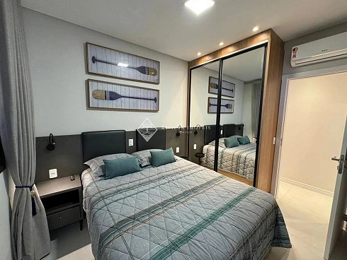 Apartamento em Ce, Bombinhas