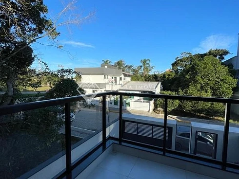 Casa em Morrinhos, Bombinhas