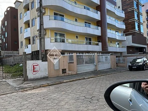 Apartamento em Bombas, Bombinhas