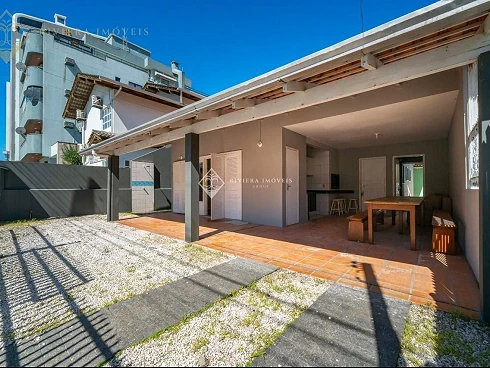 Apartamento em Bombas, Bombinhas