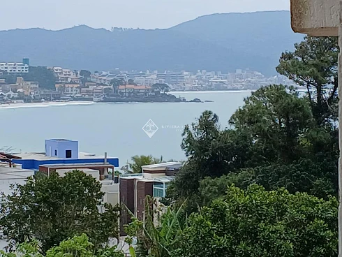 Apartamento em Bombinhas, Bombinhas