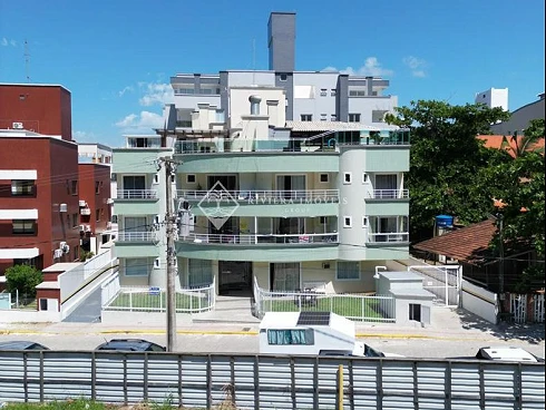 Cobertura em 4 Ilhas, Bombinhas