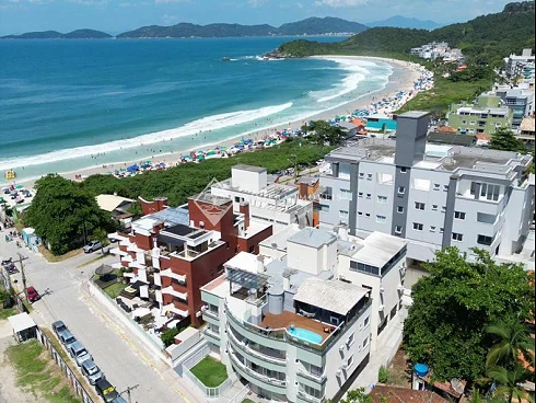 Cobertura em 4 Ilhas, Bombinhas