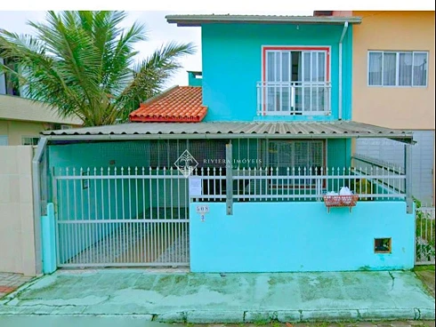 Casa geminada em Bombas, Bombinhas