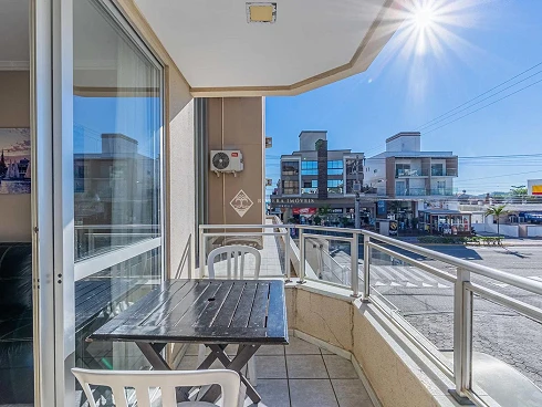 Apartamento em Bombas, Bombinhas